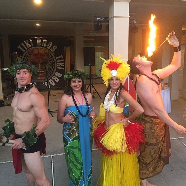 The luau crew with @dawndouglas1 and @roccolapaire
